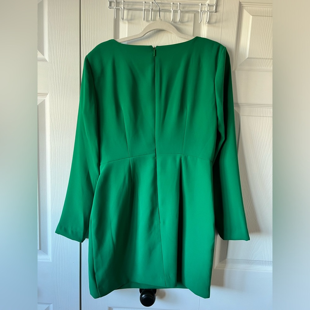 NWOT Bright green long sleeve dress - Picture 4 of 13